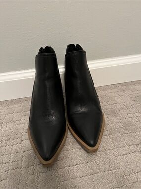 Vince Camuto Black Pointed Toe Ankle Booties with Tan Welt